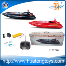 Bricolage en plastique de mode rc vente en gros de télécommande de jouets de bateau r us dirigeable à vendre rc bait boat H123246